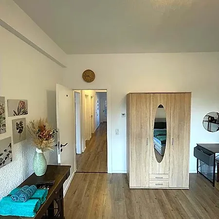 Hotel 3-zimmer-wohnung / 10min Vom Ice